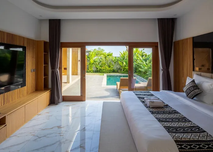 Suralaya Hotel 4*
