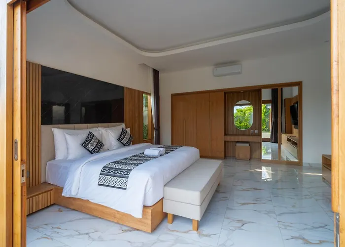 Suralaya Hotel 4*