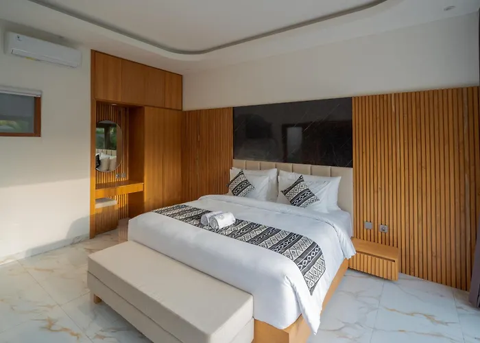Suralaya 4*