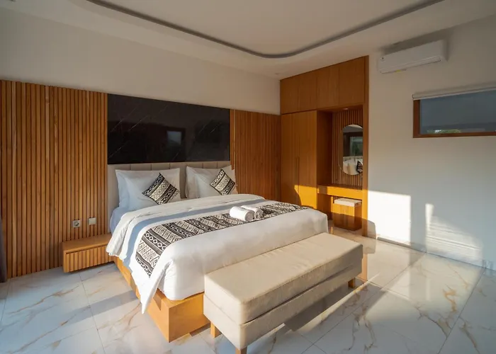 Suralaya Hotel 4*